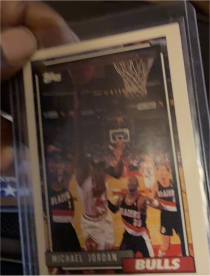 1992-93 Topps #141 Michael Jordan — front