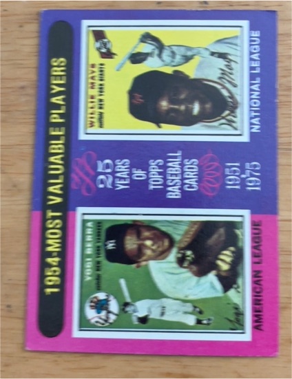 1975 Topps #192 Willie Mays Yogi Berra — front
