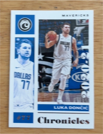 2020-21 Panini Chronicles #31 Luka Doncic — front