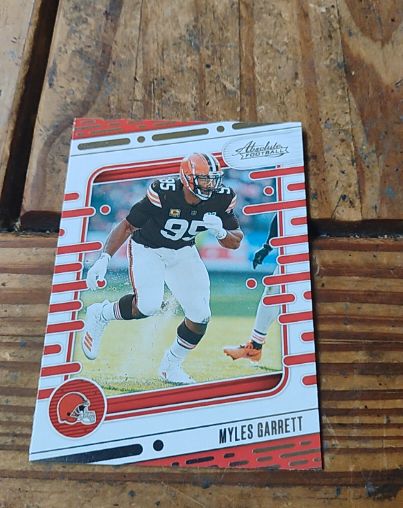 2024 Panini Absolute Football #25 Myles Garrett — front