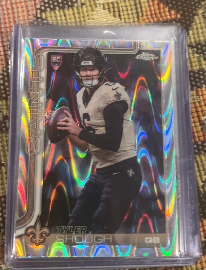 2025 Topps Chrome #398 Tyler Shough — front