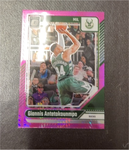 2024-25 Panini Donruss Optic #176 Giannis Antetokounmpo — front