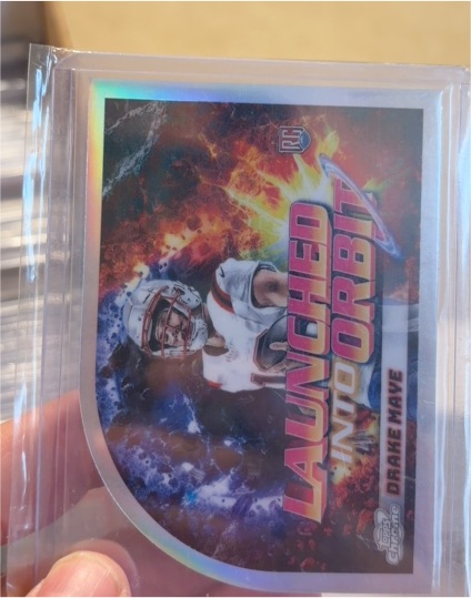 2024 Topps Cosmic Chrome #LIO-8 Drake Maye Launched Into Orbit — front