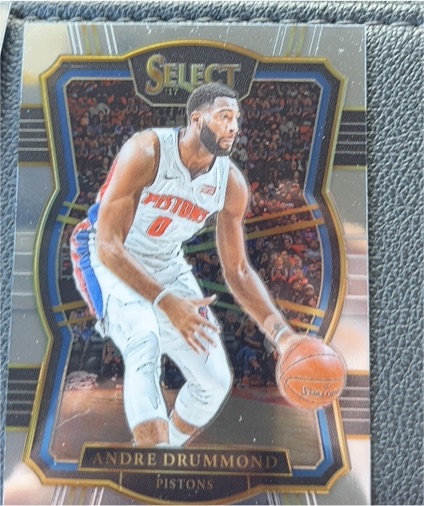 2019-20 Panini Select #16 Andre Drummond — front