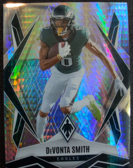 2025 Panini Phoenix #12 DeVonta Smith — front