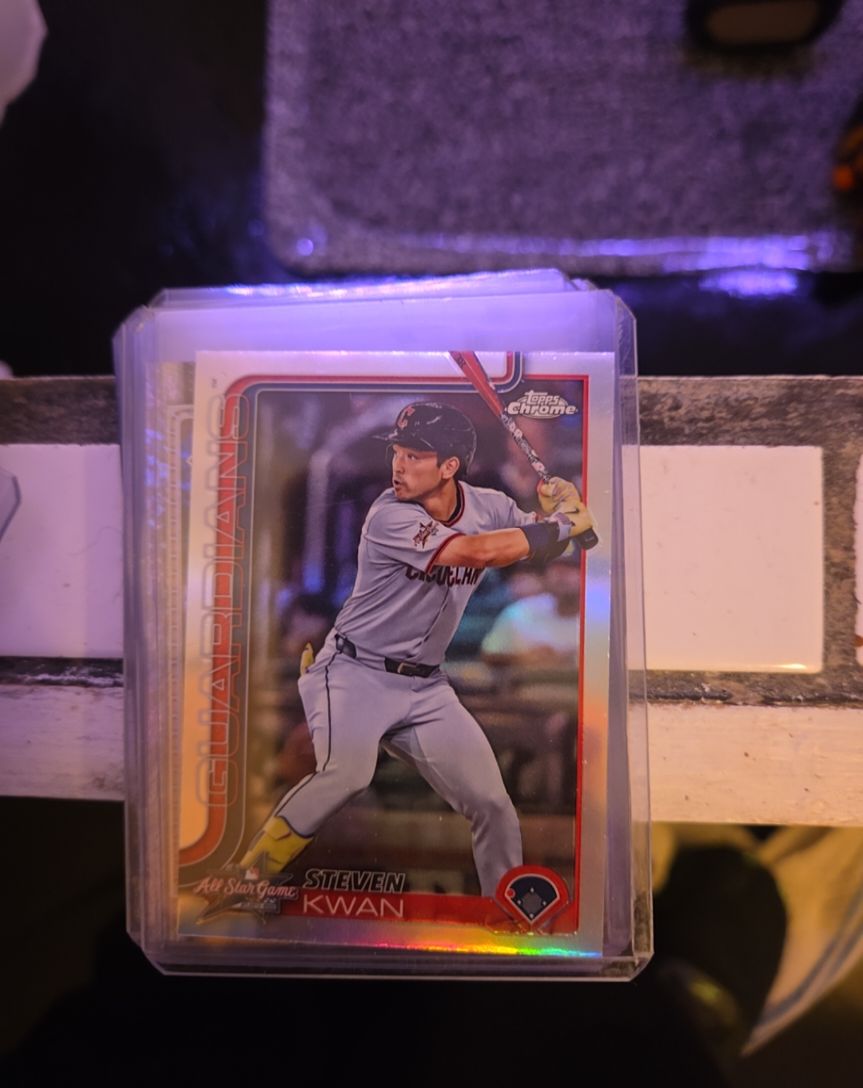 2025 Topps Chrome Update #ASGC-27 Steven Kwan All-Star Game — front