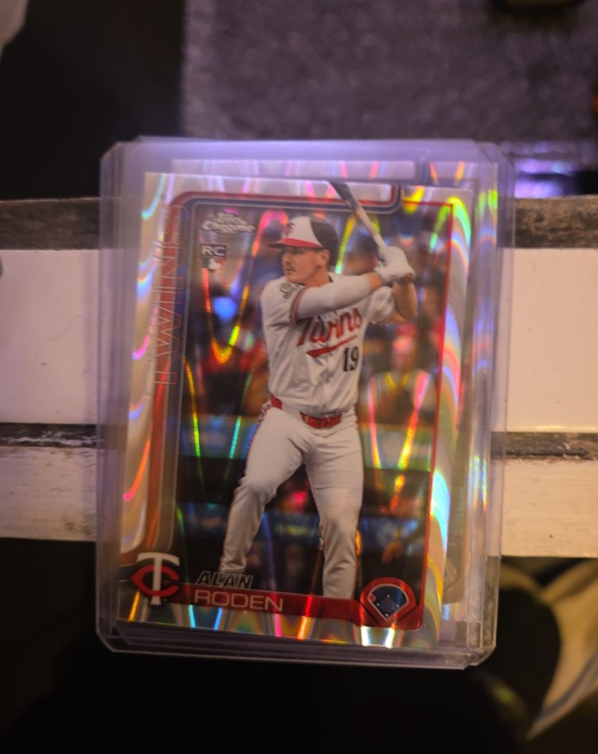 2025 Topps Chrome Update #USC41 Alan Roden — front