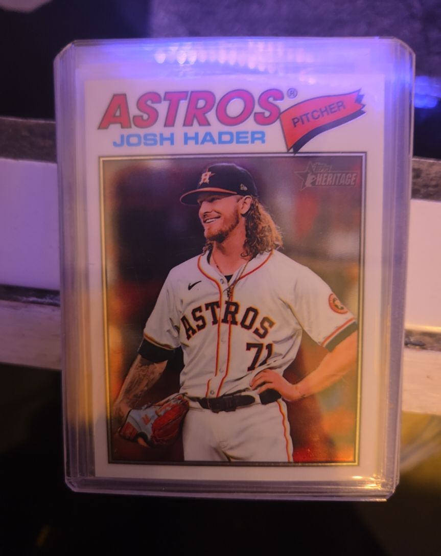 2026 Topps Heritage #9 Josh Hader — front