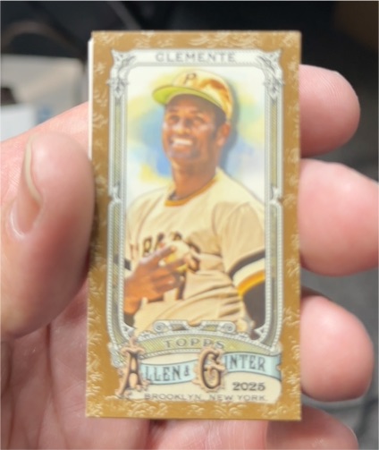2025 Topps Allen & Ginter #39 Roberto Clemente — front