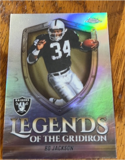 2025 Topps Chrome #LOG-17 Bo Jackson Legends of the Gridiron — front