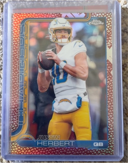 2025 Topps Chrome #158 Justin Herbert — front