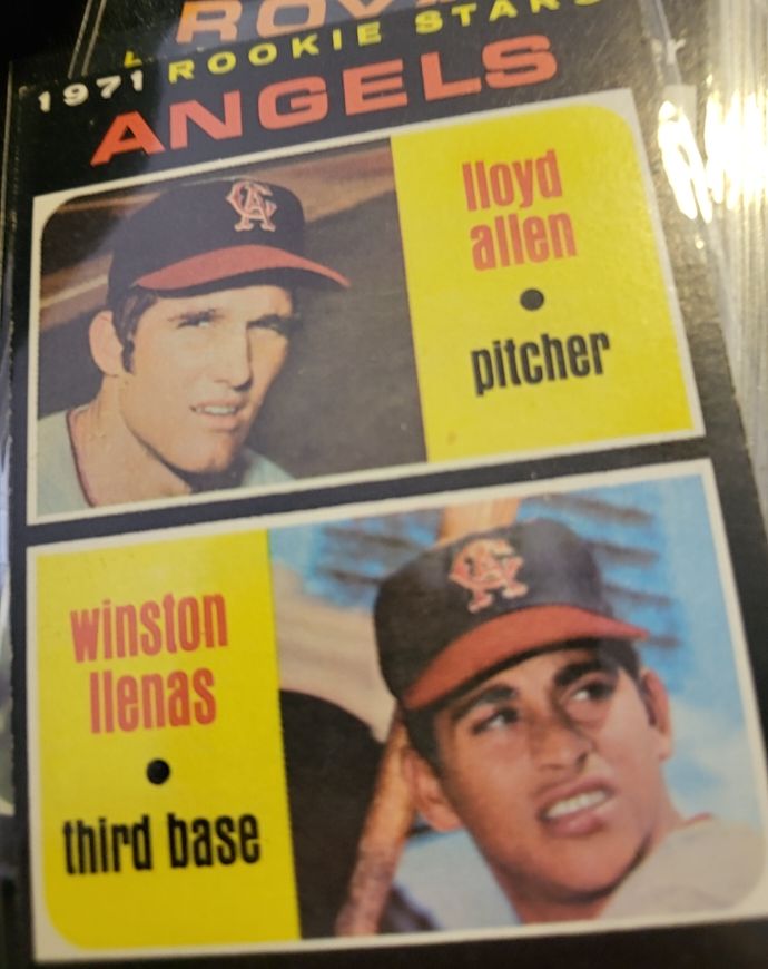 1971 Topps #152 Lloyd Allen & Winston Llenas — front