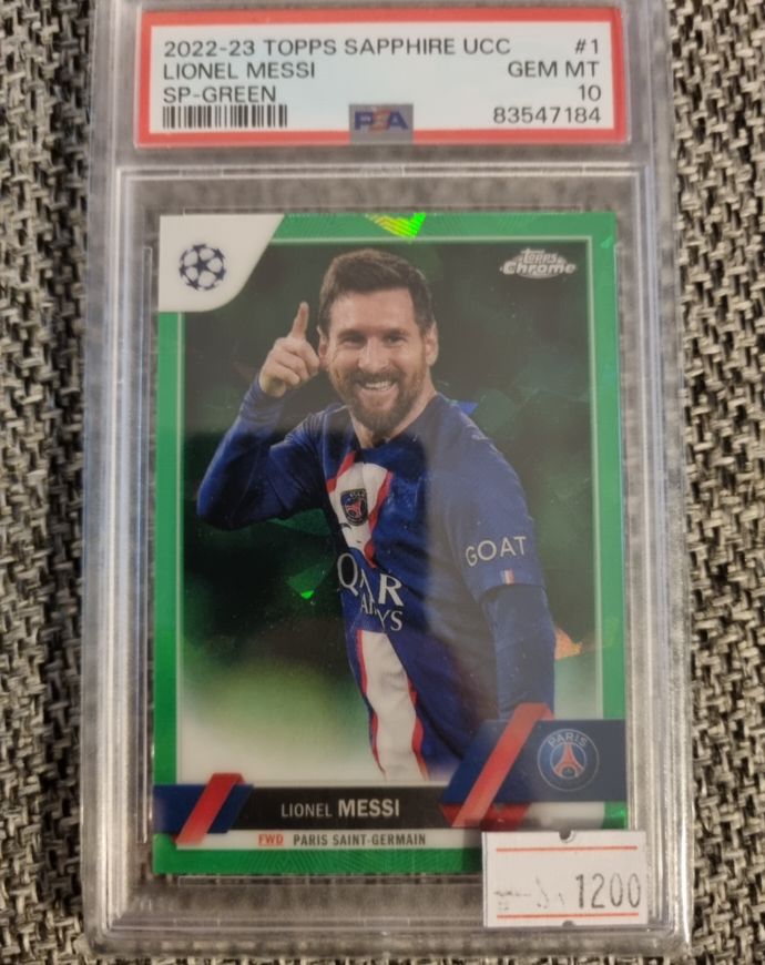 2022-23 Topps Sapphire UCC #1 Lionel Messi — front