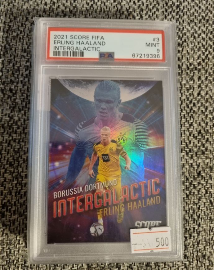 2021 Panini Score #3 Erling Haaland Intergalactic — front