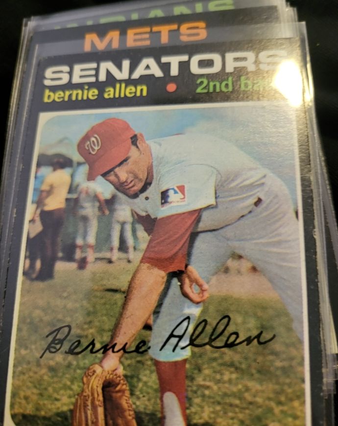 1971 Topps #427 Bernie Allen — front