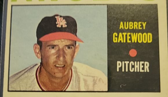 1966 Topps #42 Aubrey Gatewood — front