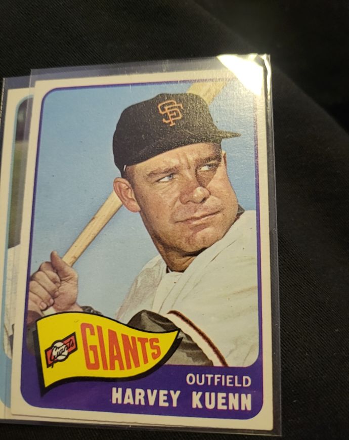 1965 Topps #103 Harvey Kuenn — front