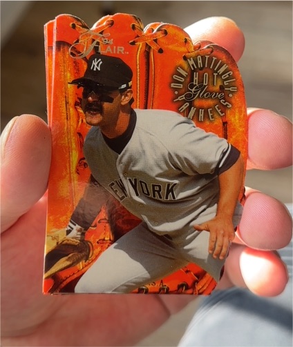 1994 Fleer Flair Hot Glove #6 Don Mattingly — front