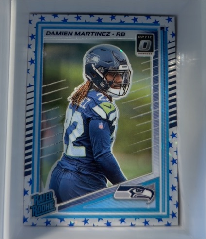 2025 Panini Donruss Optic #298 Damien Martinez — front