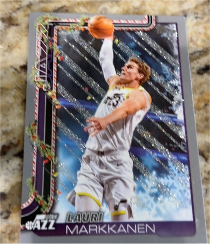 2025-26 Topps Holiday #H101 Lauri Markkanen — front