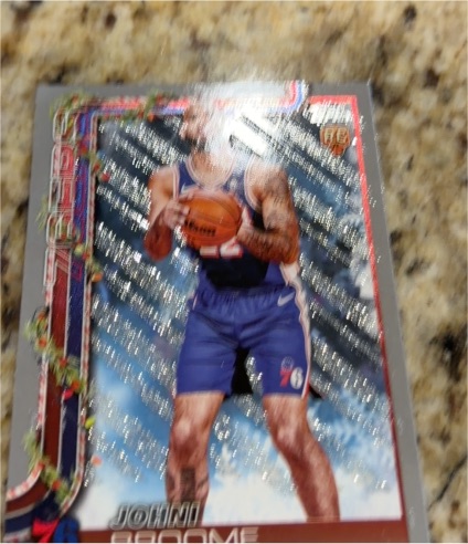 2025-26 Topps Holiday #H195 Johni Broome RC — front