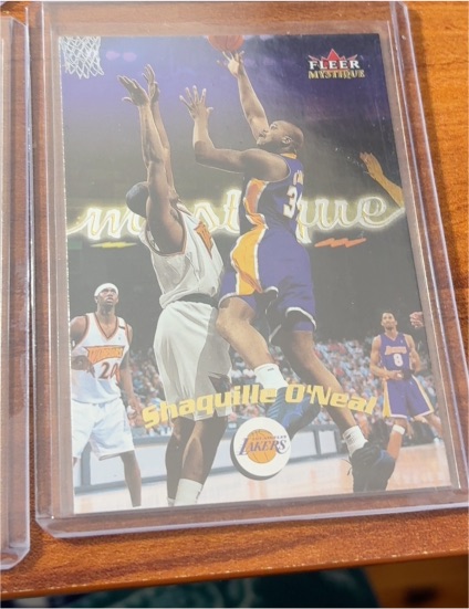 2000-01 Fleer Mystique #1 Shaquille O'Neal — front