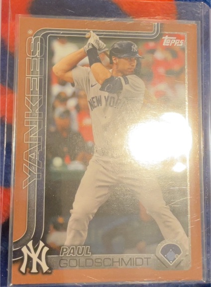 2025 Topps Series 2 #561 Paul Goldschmidt New York Yankees Gold /2025 — front