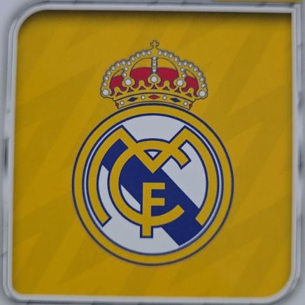 2020 Panini Megacracks #217 Real Madrid — front