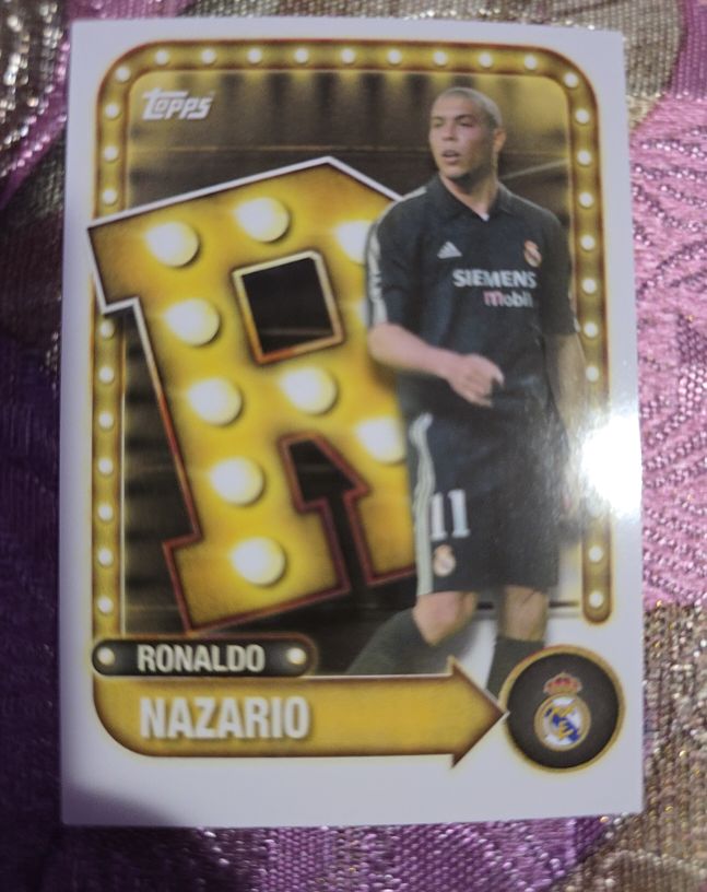 2005 Topps Ronaldo Nazario Real Madrid — front
