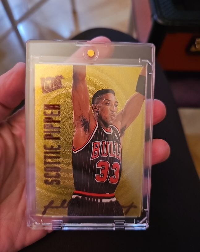 1996-97 Fleer Ultra #3 Scottie Pippen Full Court Trap — front