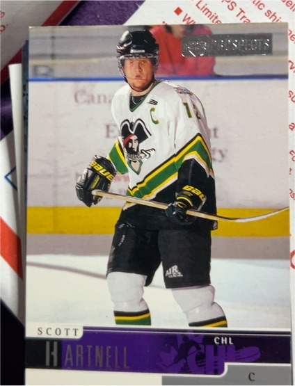 1999-00 Upper Deck Prospects #28 Scott Hartnell — front