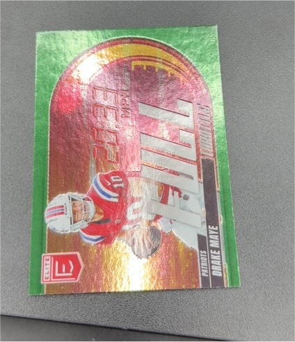 2025 Panini Donruss Elite #24 Drake Maye Full Throttle Green — front