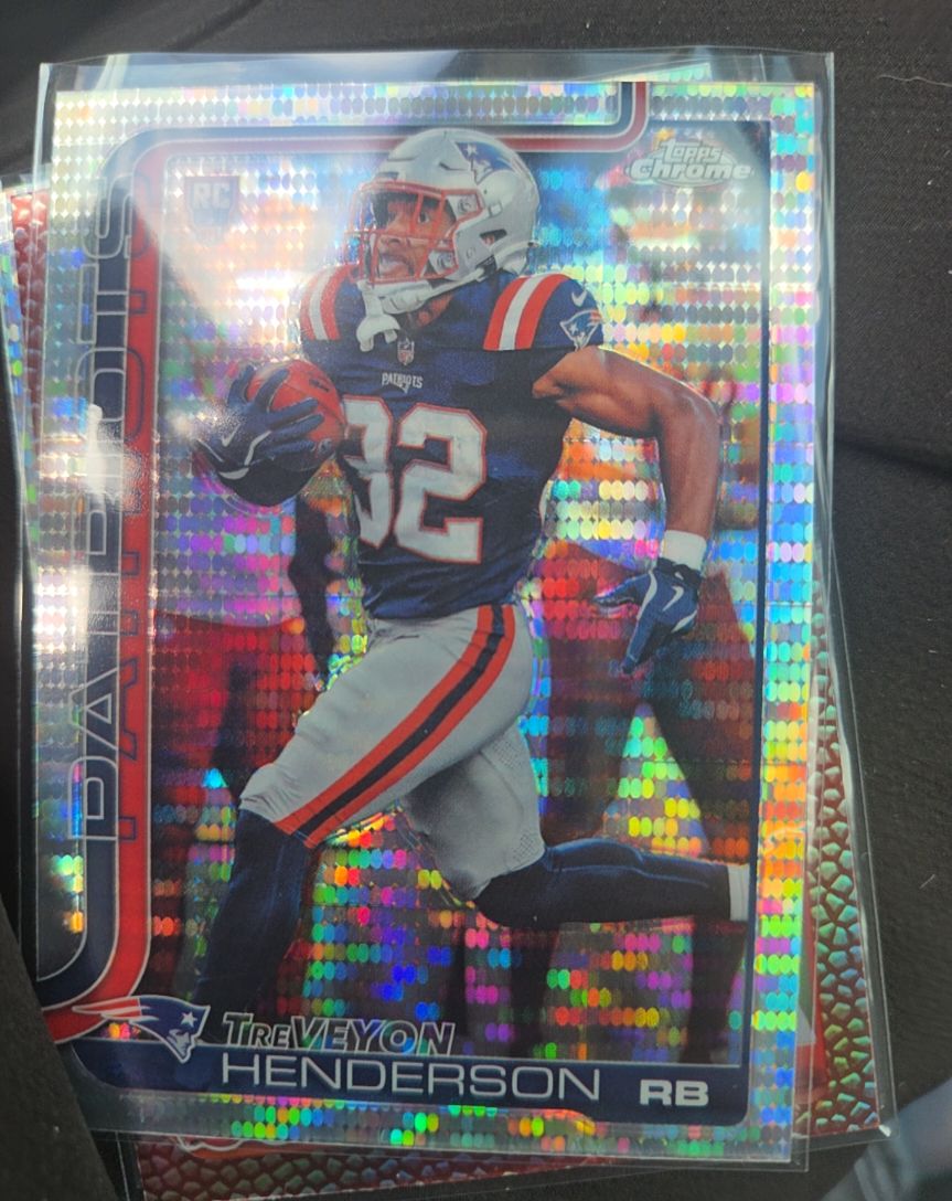 2025 Topps Chrome #328 TreVeyon Henderson — front