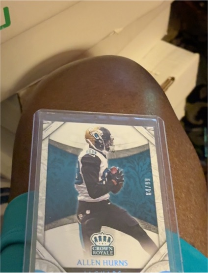 2016 Panini Crown Royale #47 Allen Hurns — front