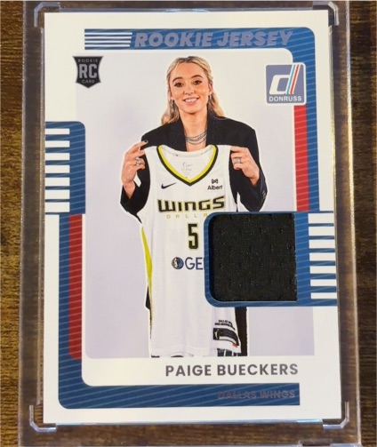 2025 Panini Donruss WNBA #5 Paige Bueckers Rookie Jersey Patch — front