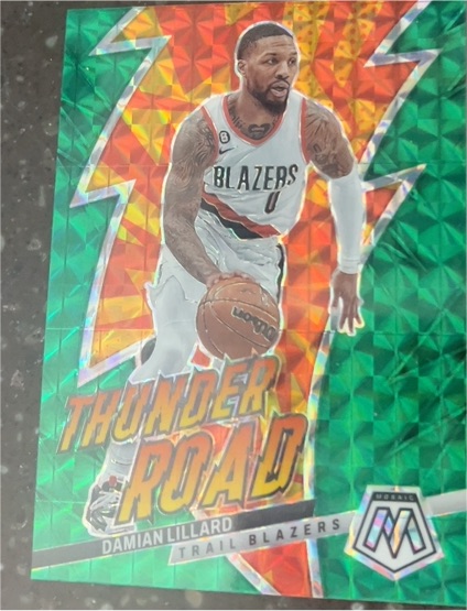 2022-23 Panini Mosaic #18 Thunder Road Green Mosaic Prizm Damian Lillard — front