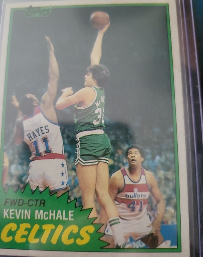 1981-82 Topps #75 Kevin McHale — front