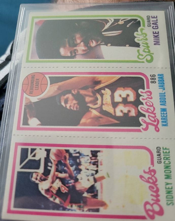 1980-81 Topps #133 Kareem Abdul-Jabbar — front