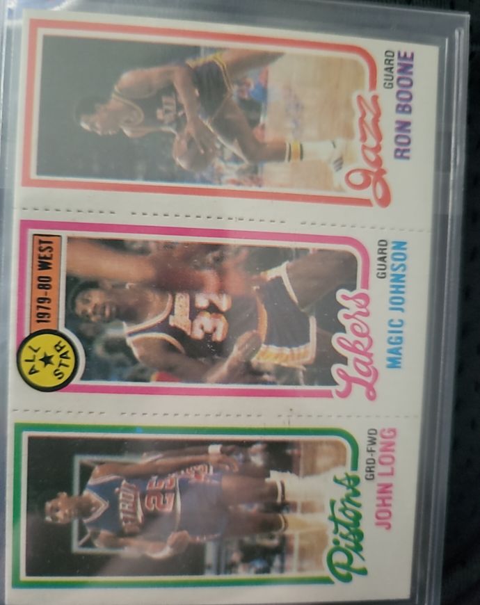1980-81 Topps #18 Magic Johnson — front
