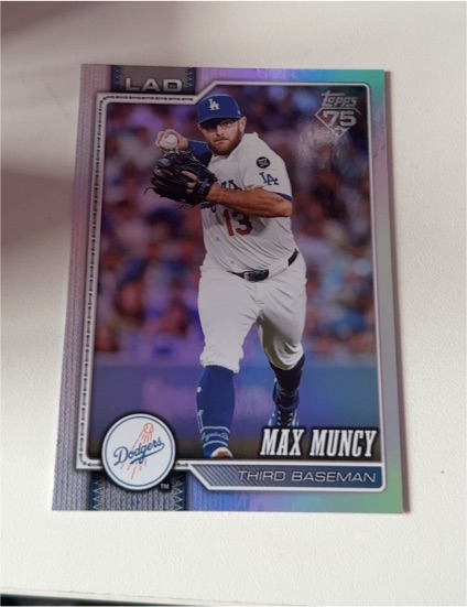 2026 Topps #252 Max Muncy — front