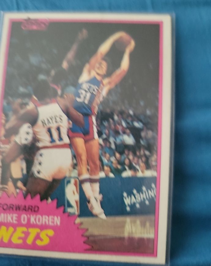 1981-82 Topps Basketball #81 Mike O'Koren — front