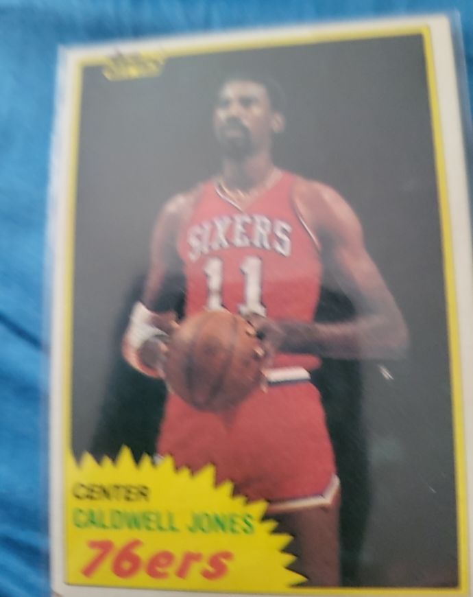 1981-82 Topps #91E Caldwell Jones — front