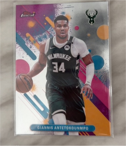 2025-26 Topps Finest #43 Giannis Antetokounmpo — front