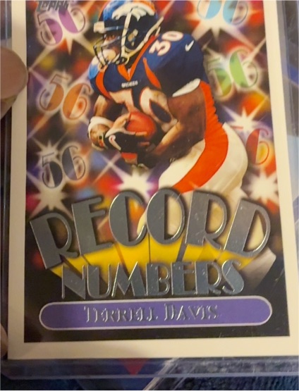 1999 Topps #RN2 Terrell Davis Record Numbers — front
