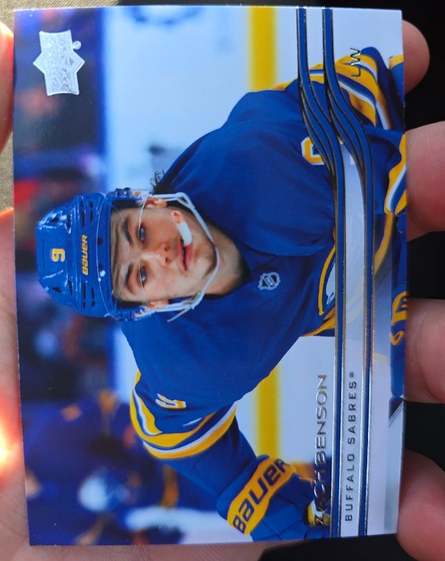 2025-26 Upper Deck Series 2 #265 Zach Benson — front