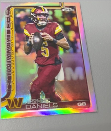 2025 Topps Chrome #295 Jayden Daniels — front