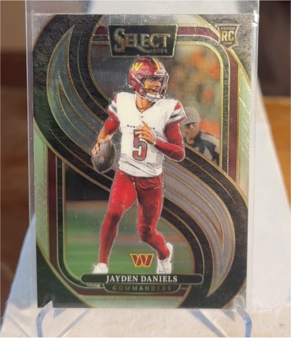 2024 Panini Select #112 Jayden Daniels — front