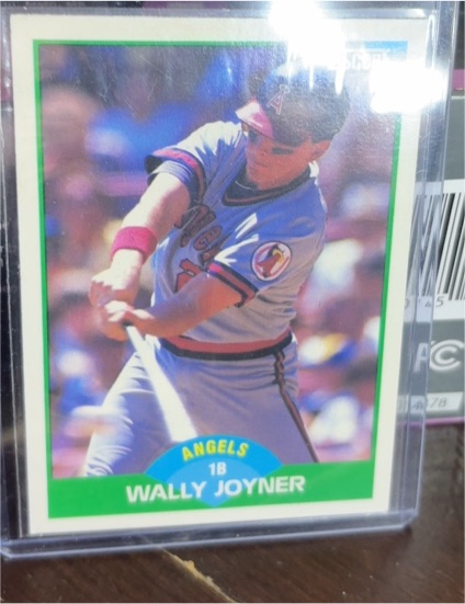 1989 Score #65 Wally Joyner — front
