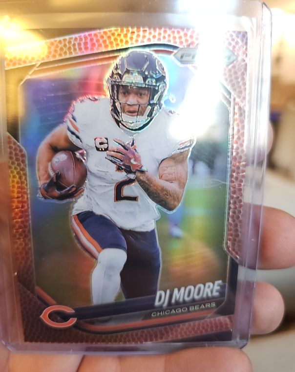 2025 Panini Prizm #92 DJ Moore — front