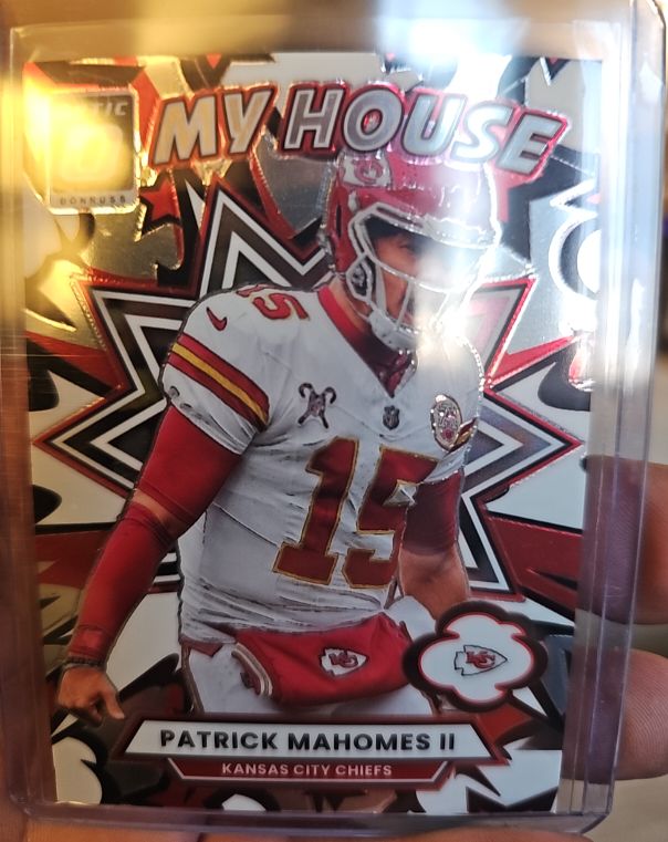 2025 Panini Donruss Optic #6 Patrick Mahomes II My House — front